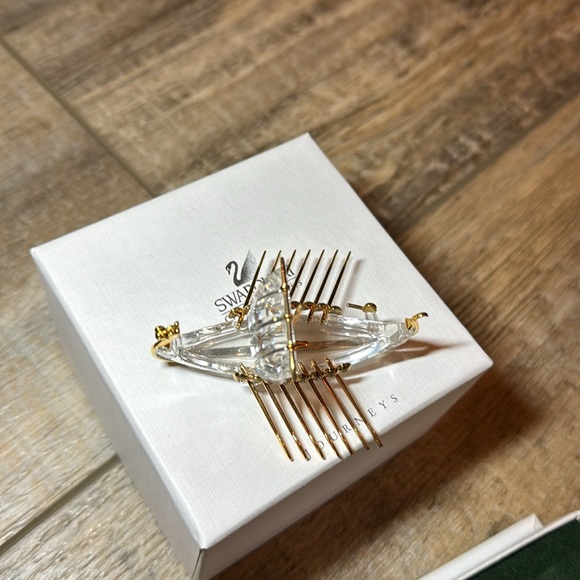 In original box.  Viking ship. Never been displayed. - Picture 2 of 5